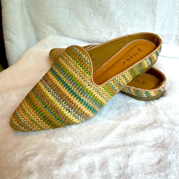 Serra Shoes - NWOT Serra size 10 Mules multi color
